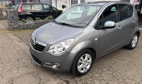 Opel Agila 1.2 Essence