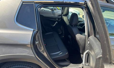 Peugeot 2008 1.2 Essence 