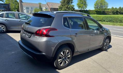 Peugeot 2008 1.2 Essence 