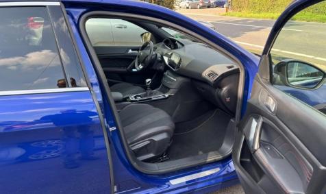 Peugeot 308 1.2 Essence 2019