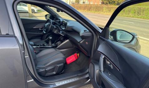 Peugeot 2008 1.5 Diesel 2021