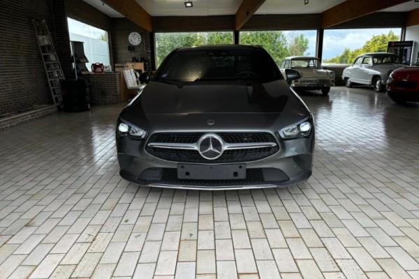 Mercedez-Benz CLA 250e Hybride 