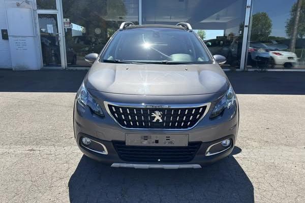 Peugeot 2008 1.2 Essence 